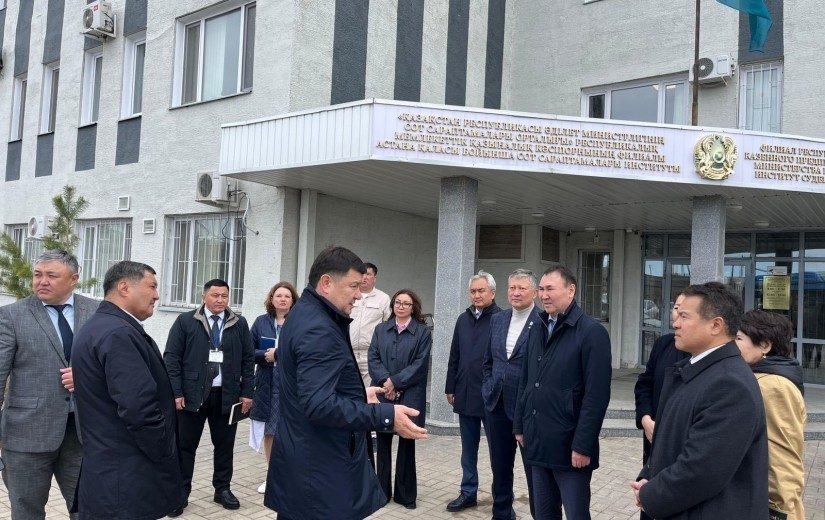 Астана мәслихатының депутаттары елорданың Полиция департаменті Әкімшілік полиция басқармасына барды