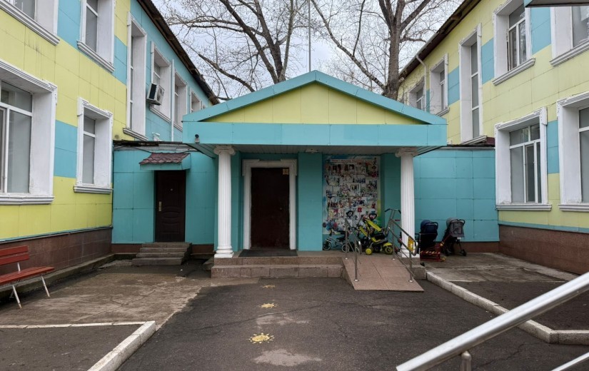 Елорда мәслихатының депутаттары  білім беру нысандарына барды