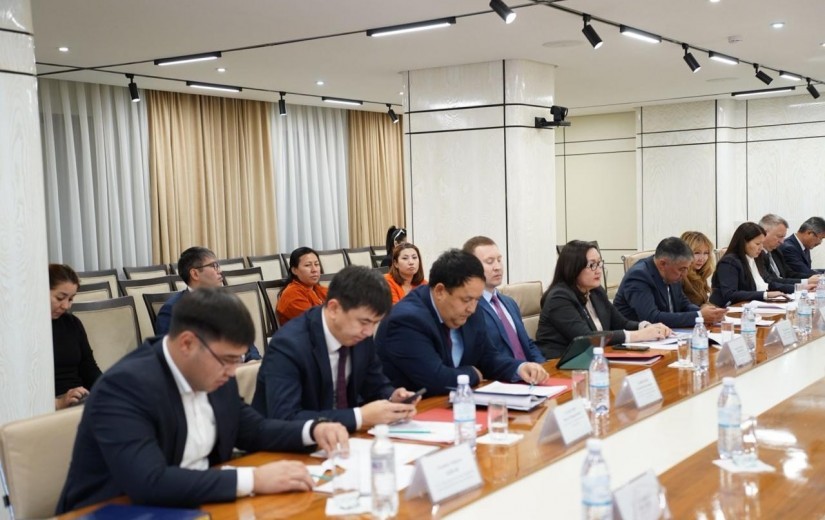 Круглый стол по проблемным инвестиционным проектам и объектам, не переданным в коммунальную собственность столицы