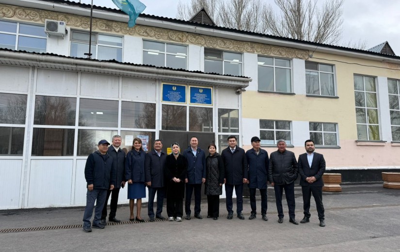 Елорда мәслихатының депутаттары  білім беру нысандарына барды