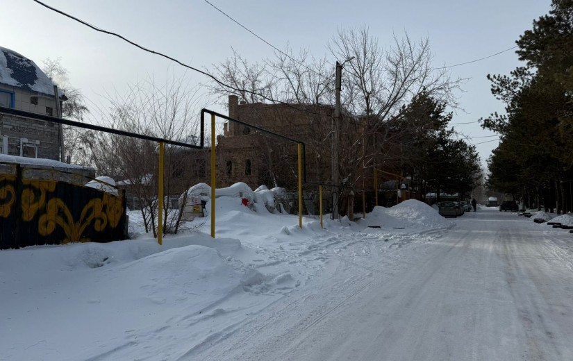 Алдағы маслихат сессиясына, қаладағы тұрғын алаптарды дамыту мәселелері мен перспективаларына арналған дайындық аясында депутаттар «Есіл» ауданындағы бірқатар нысандарға барды