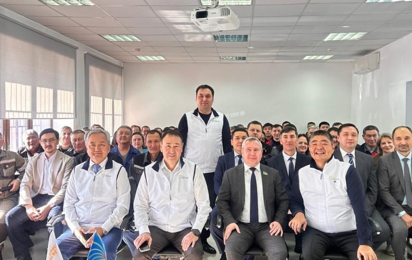 ЖЭО-1 ұжымымен жаңа Конституция жобасы талқыланды