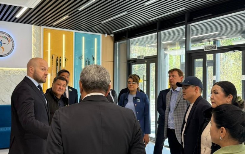 Мәслихат депутаттары елорданың спорт нысандарын аралады