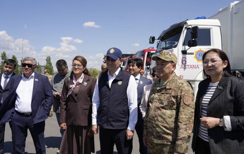 Депутаттар елордадағы өрт сөндіру бөлімдерін аралады
