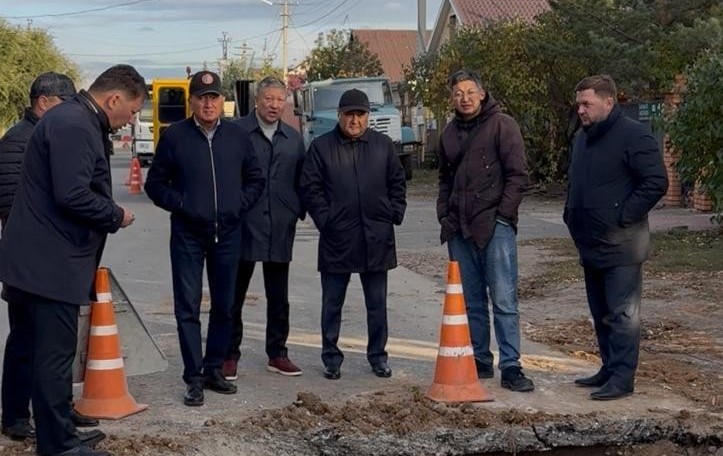 Депутаты маслихата проверили готовность к отопительному сезону и реализацию инфраструктурных объектов