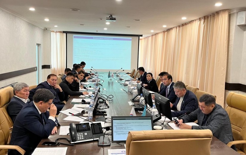 Депутаты маслихата проверили готовность к отопительному сезону и реализацию инфраструктурных объектов