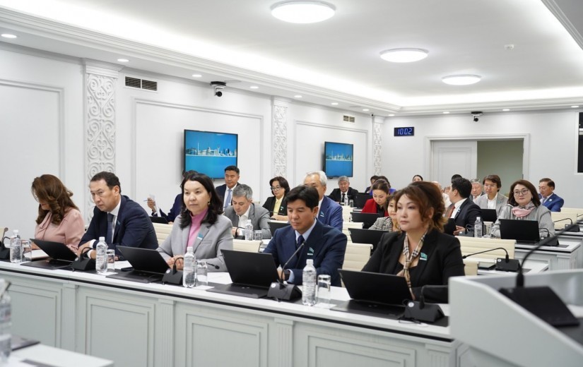 Очередная сессия маслихата: обсуждение модернизации системы  профтехобразования столицы